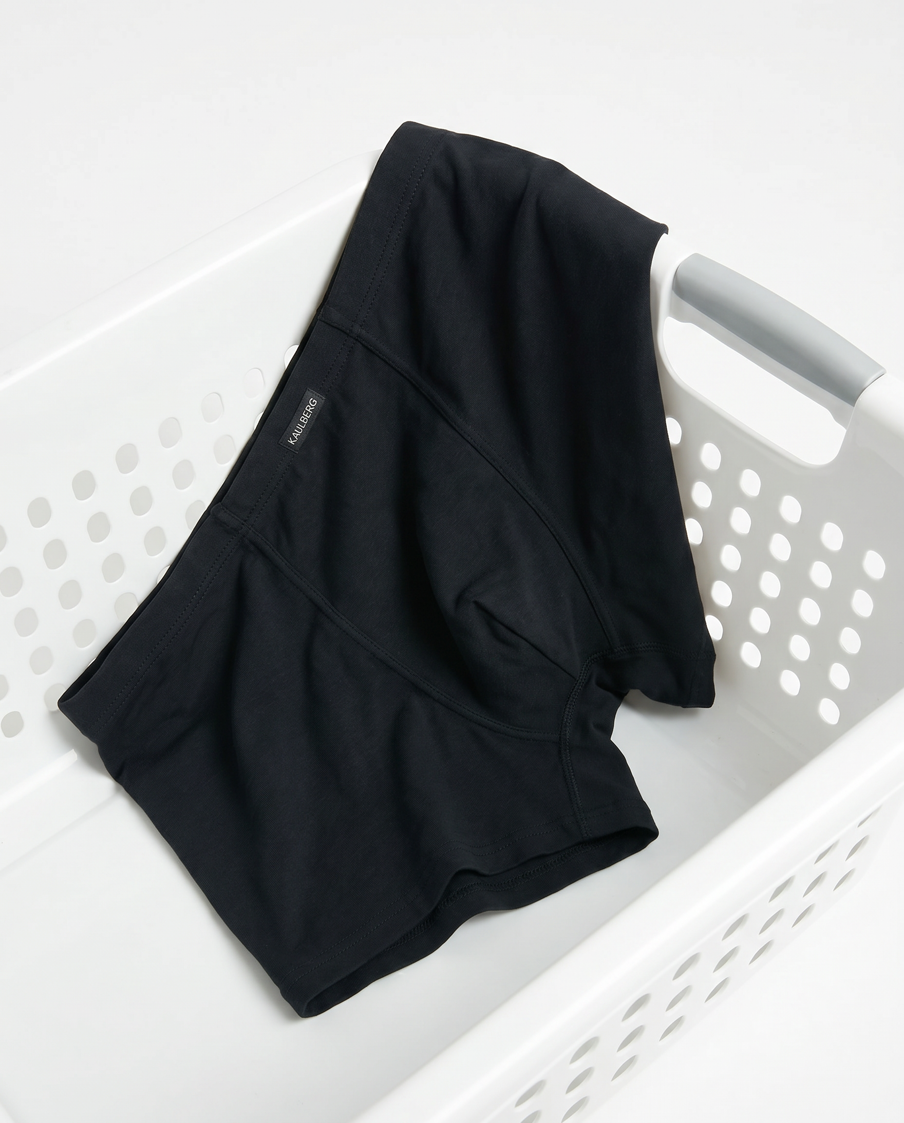 Schwarze Boxershort richtige Pflege beim Waschen